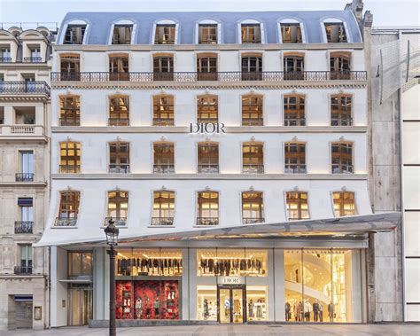 dior stores paris